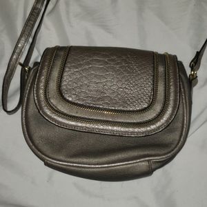 Jessica simpson  metallic leapard crossbody bpurse